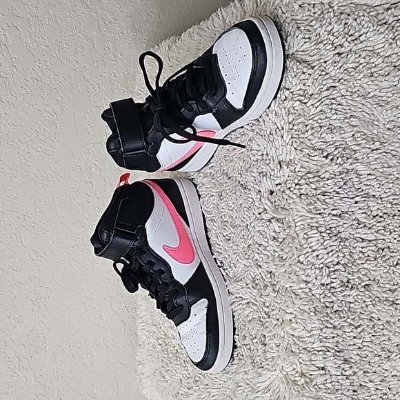 Nike Kids High Top Sneaker - Picture 4 of 12